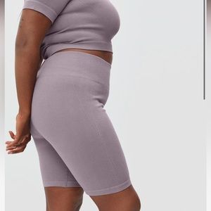 Everlane Seamless Bike Short Dusty Lavender